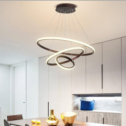 Lampa sufitowa LED z trzema pierścieniami i regulacją jasności do wnętrz
