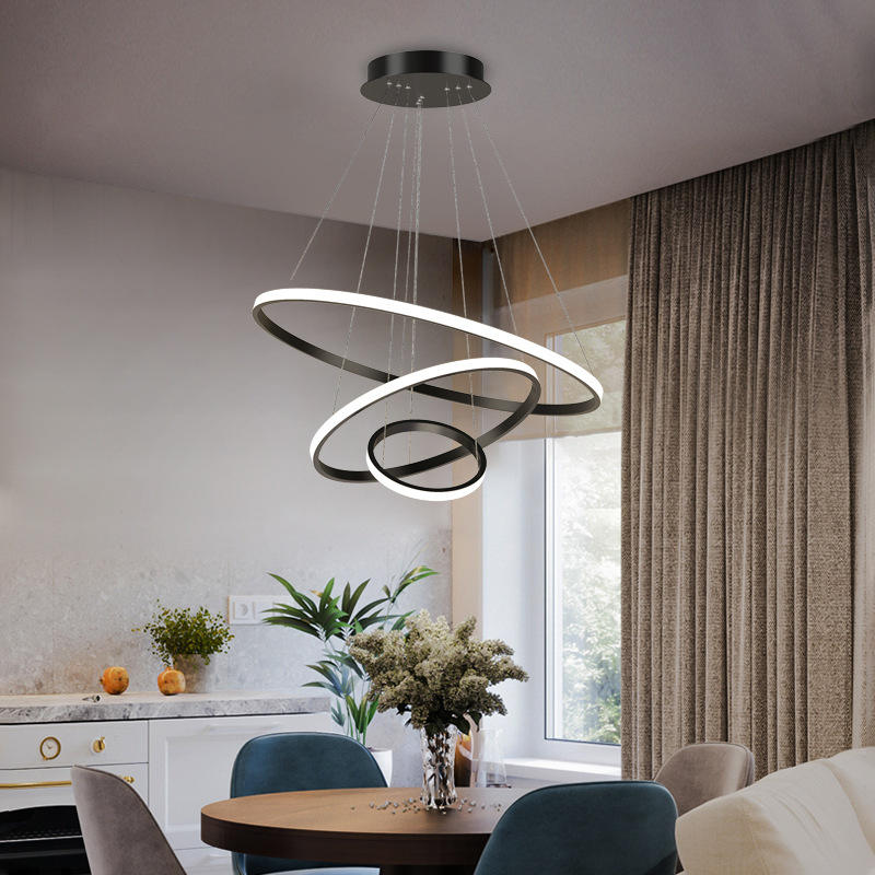 Lampa sufitowa LED z trzema pierścieniami i regulacją jasności do wnętrz