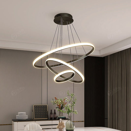 Lampa sufitowa LED z trzema pierścieniami i regulacją jasności do wnętrz