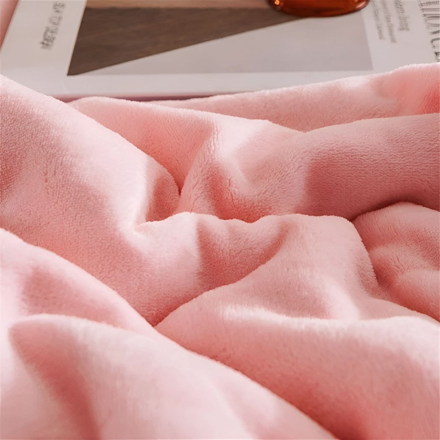 Double-sided quilted fleece blanket