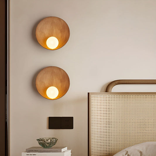 Lampa ścienna o zaokrąglonej formie