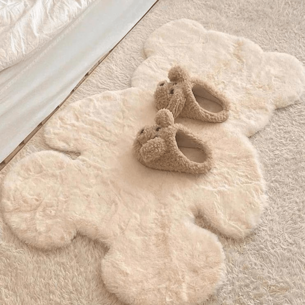 Plush mat with a teddy bear design