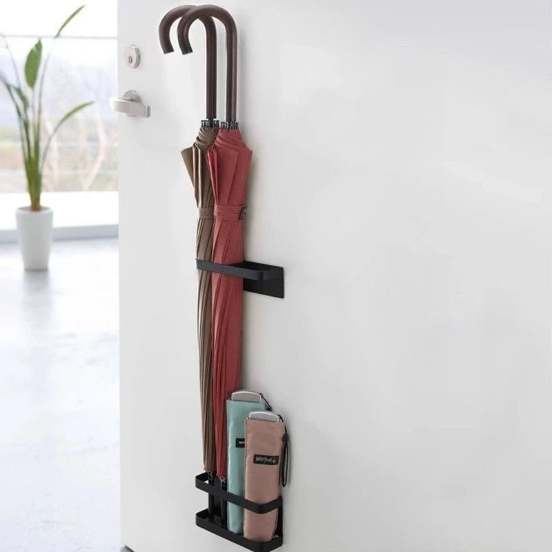 Umbrella stand with a drip tray