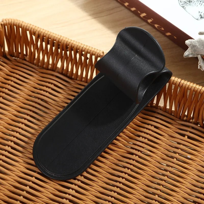 Umbrella stand with a drip tray