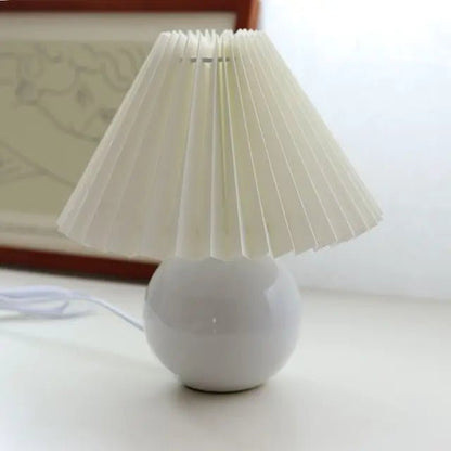 Lampa Stołowa z Tkaninowym Abażurem i Gwintem E27 do Sypialni i Salonu
