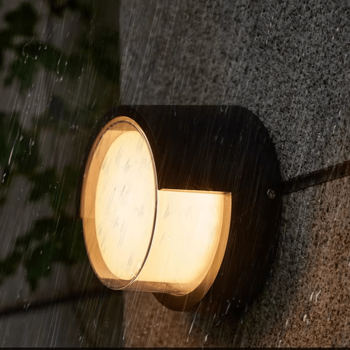 Lampa Ścienna LED IP65 z Ciepłym Światłem do Zastosowań Zewnętrznych