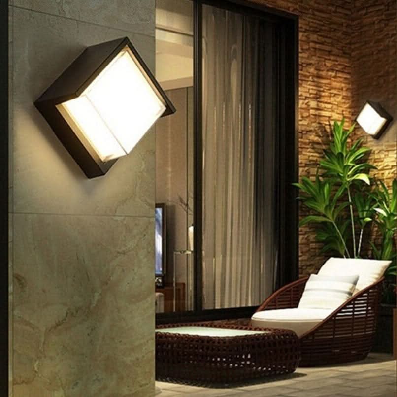 Lampa Ścienna LED IP65 z Ciepłym Światłem do Zastosowań Zewnętrznych