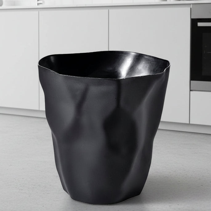 Kosz na śmieci minimalistyczny