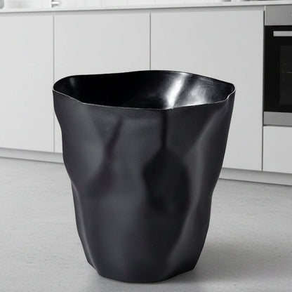Kosz na śmieci minimalistyczny