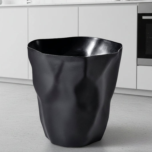 Kosz na śmieci minimalistyczny