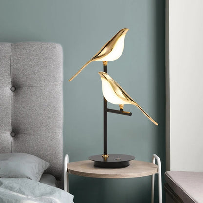 Lampka biurkowa LED z dekoracją ptaka i regulowaną temperaturą światła