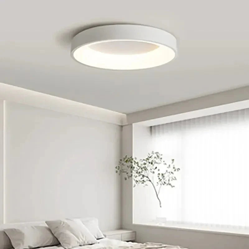 Lampa sufitowa LED okrągła w stylu skandynawskim 0–5W z zintegrowanym źródłem światła