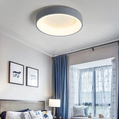 Lampa sufitowa LED okrągła w stylu skandynawskim 0–5W z zintegrowanym źródłem światła