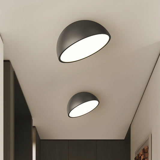 Plafonnier LED semi-dôme