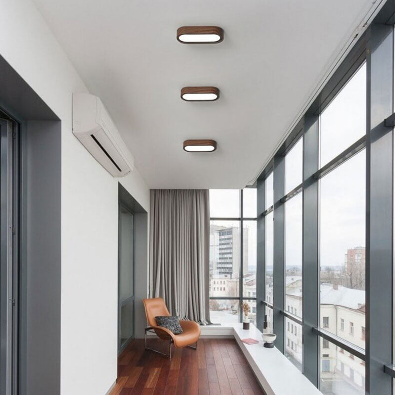 Plafonnier LED ovale avec décor bois