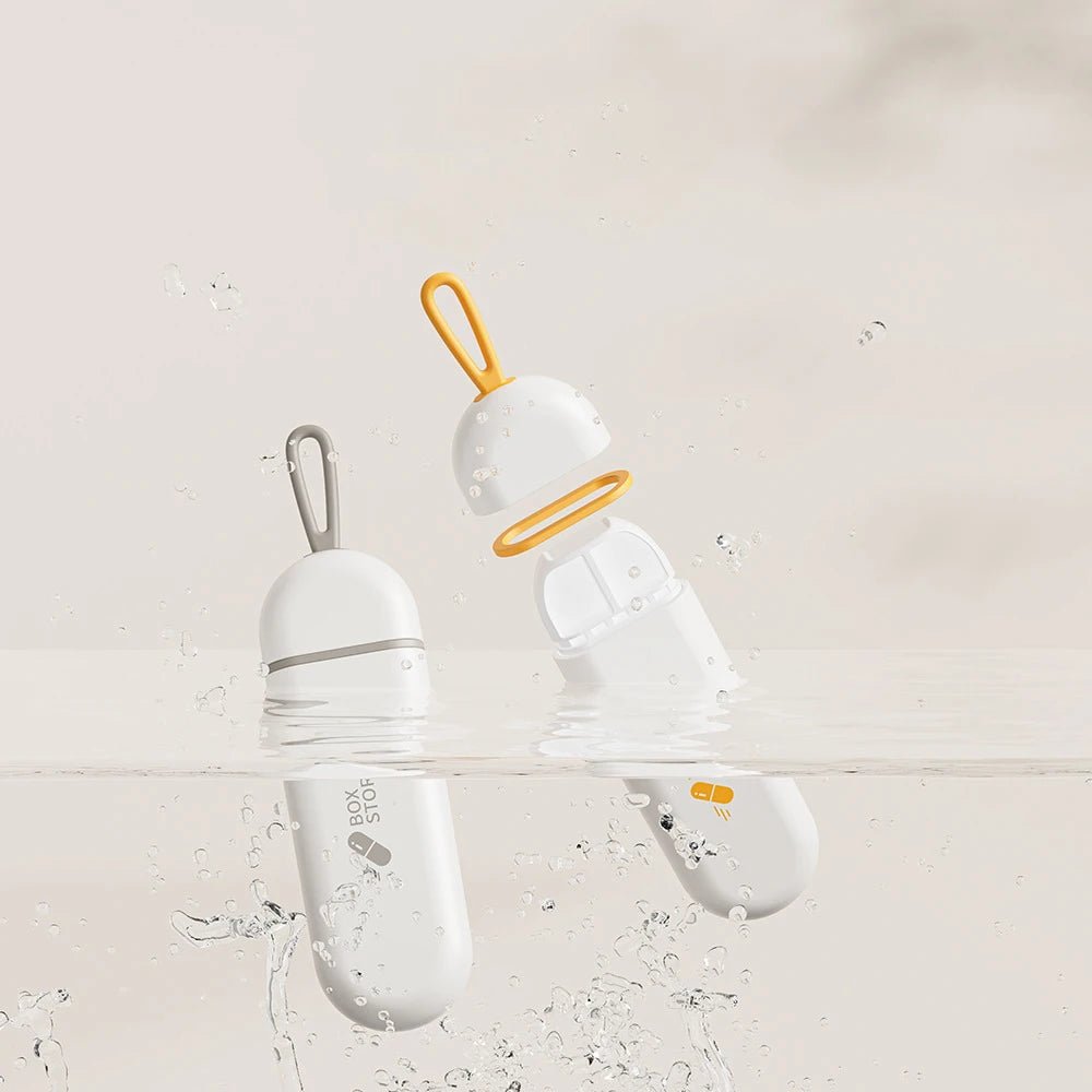 Travel pill organizer