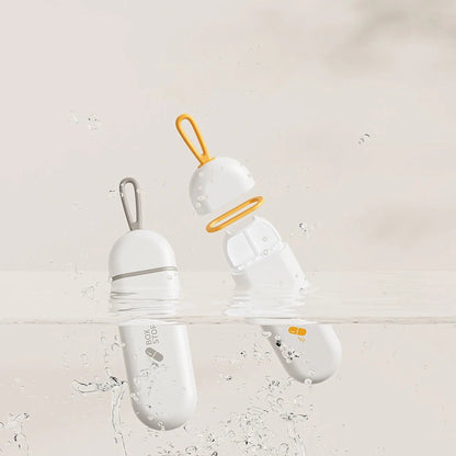 Travel pill organizer