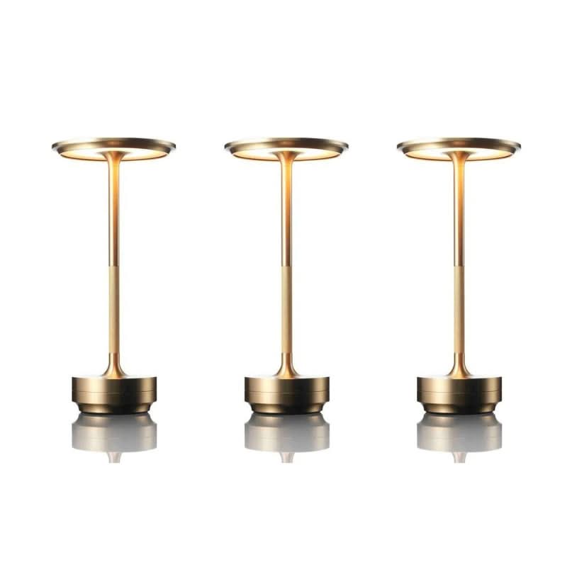 Wireless table lamp with adjustable color temperature