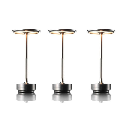 Wireless table lamp with adjustable color temperature