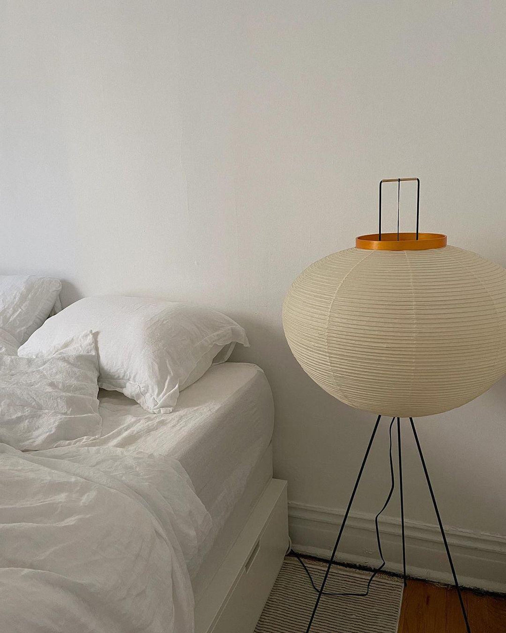 Lampa podłogowa papier ryżowy E27 stojąca metalowa do salonu i sypialni