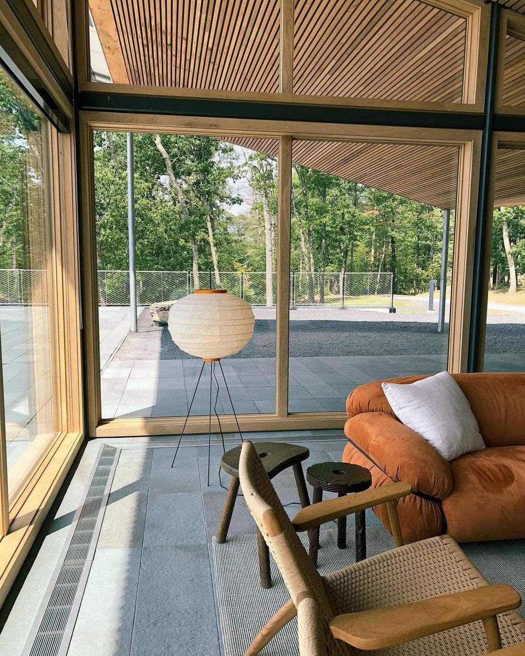 Lampa podłogowa papier ryżowy E27 stojąca metalowa do salonu i sypialni