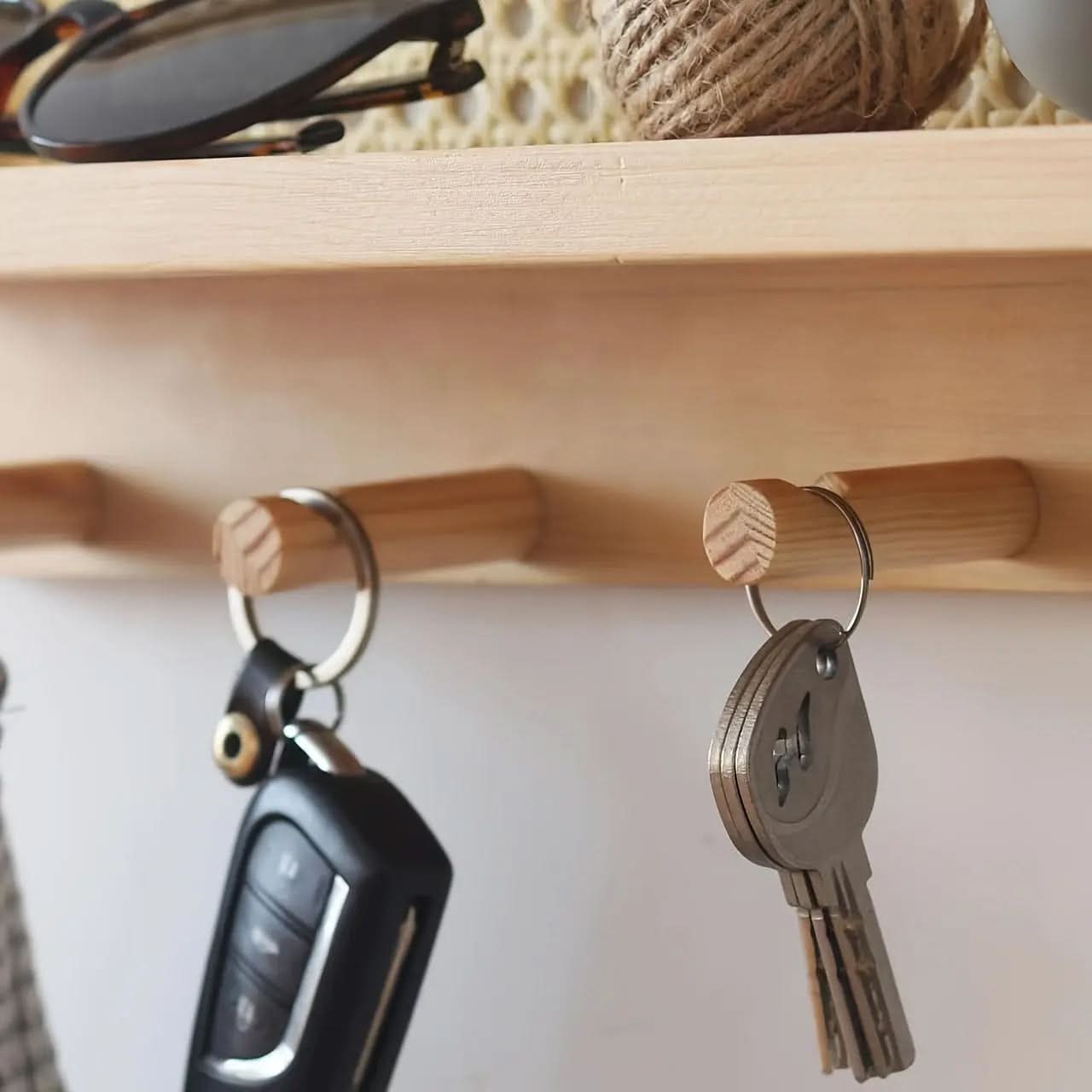 Wall shelf with hooks