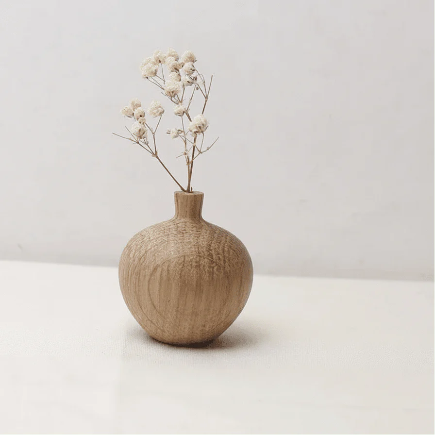 Wooden floral decoration