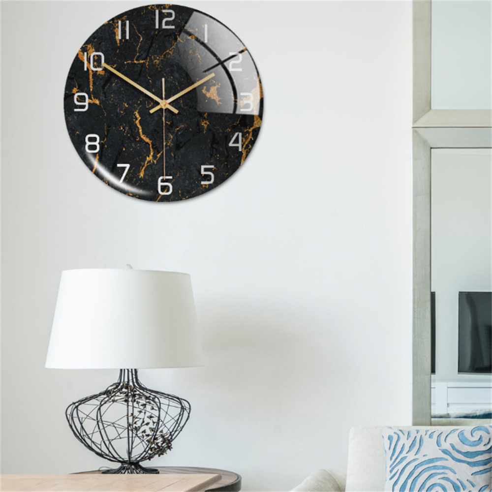 Marble-patterned wall clock