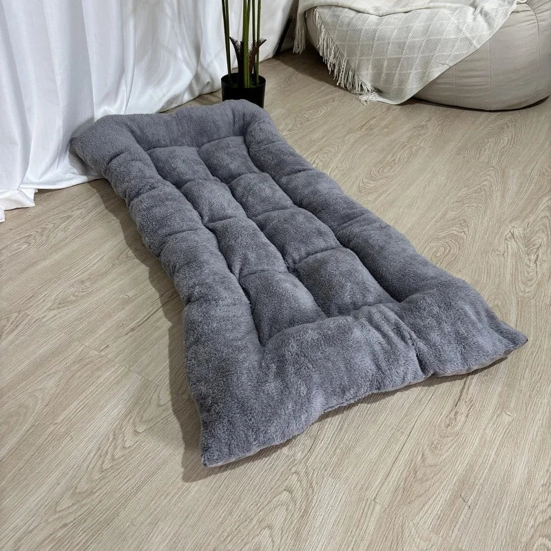 Miękka Mata dla Psa z Grubego Pluszu do Odpoczynku i Codziennego Użytku 120 × 60 cm