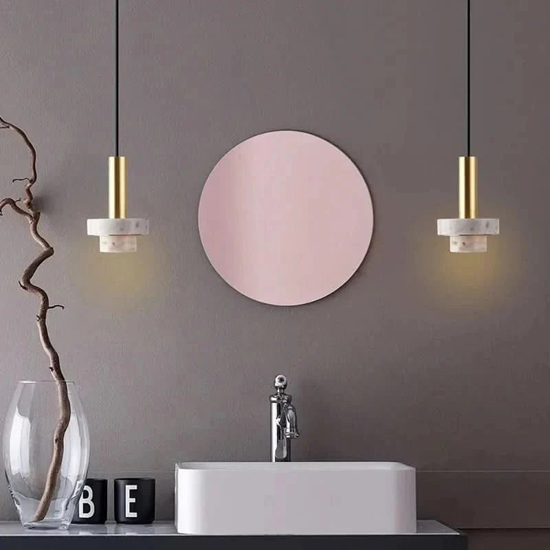 Lampa Wisząca z Elementami Miedzi i Kamienia Wulkanicznego oraz Oprawą E27