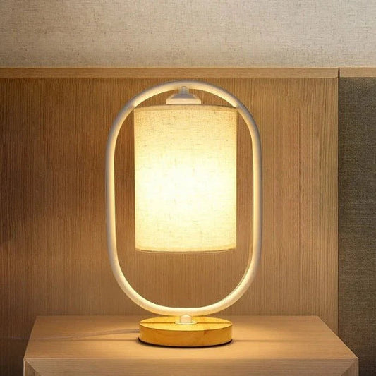 Lampe de table avec abat-jour et bois