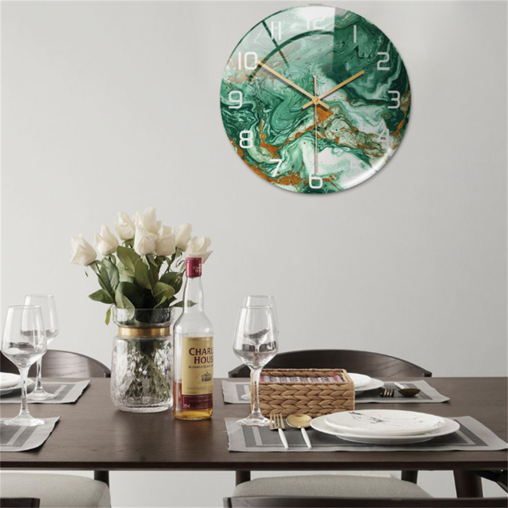 Marble-patterned wall clock