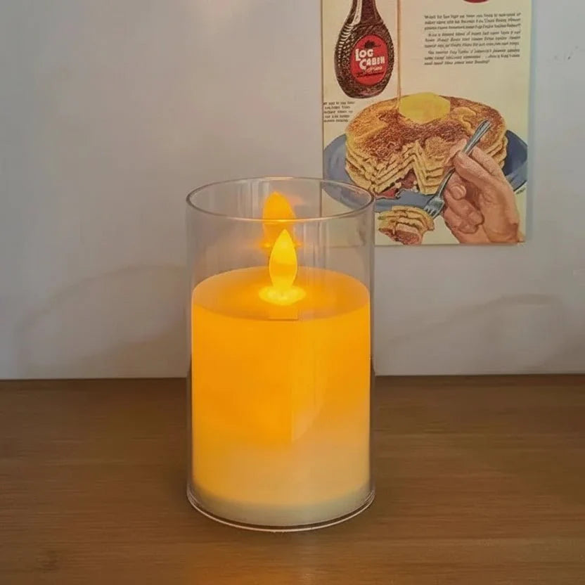 LED candle with flickering light