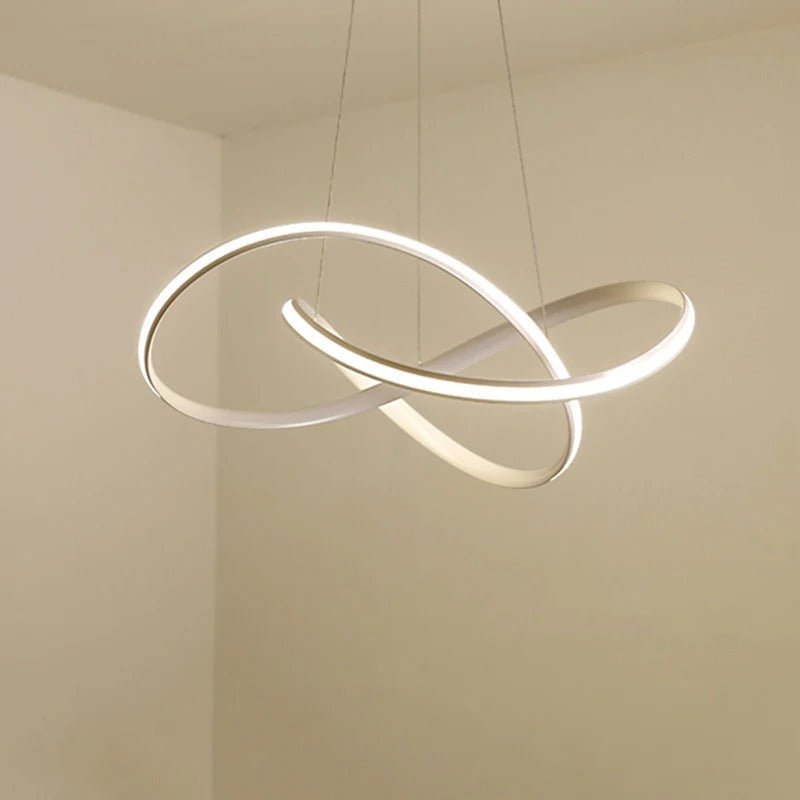 Lampa Wisząca LED w Kształcie Koniczyny z Funkcją Ściemniania i Pilotem