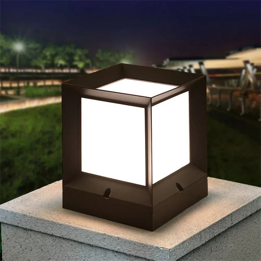 Zewnętrzna Lampa Stojąca LED 12W z Ciepłym Białym Światłem IP65