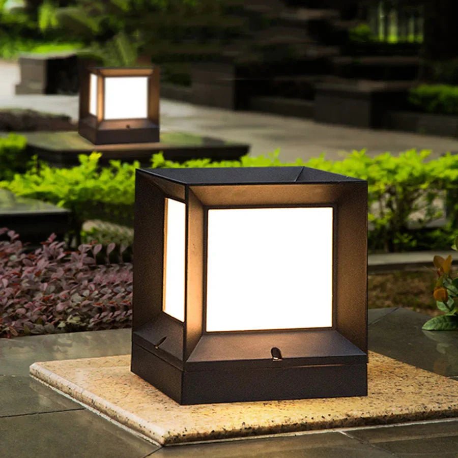Zewnętrzna Lampa Stojąca LED 12W z Ciepłym Białym Światłem IP65
