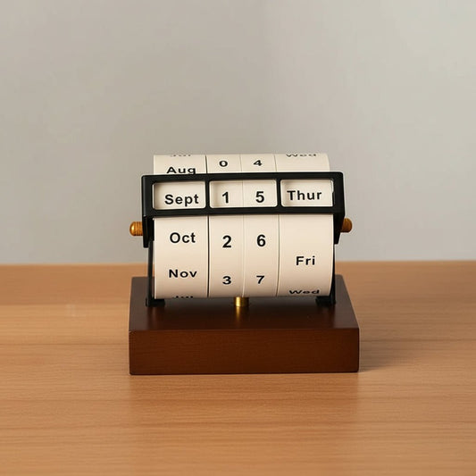 Rotating desk calendar