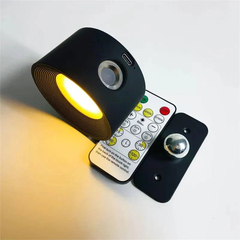 Bezprzewodowa lampa ścienna LED z regulacją jasności i obrotem 360°