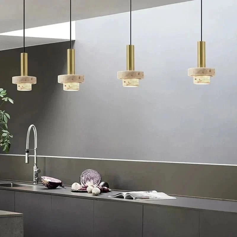 Lampa Wisząca z Elementami Miedzi i Kamienia Wulkanicznego oraz Oprawą E27