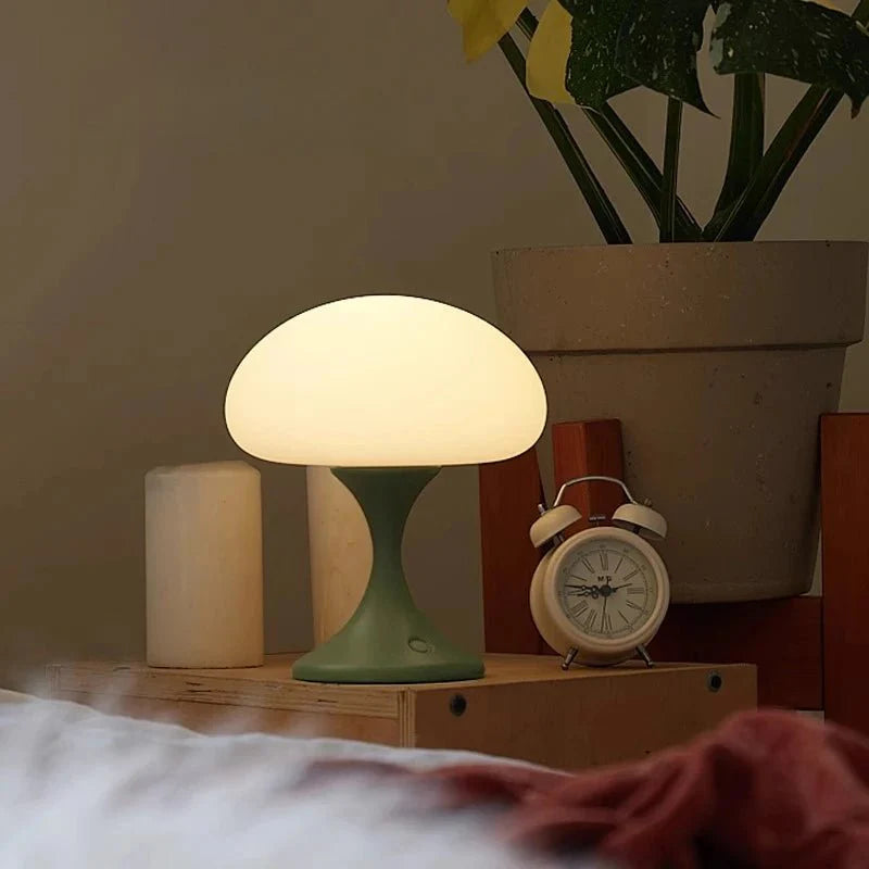 Lampa Stołowa LED z Motywem Meduzy do Dekoracyjnego Oświetlenia Wnętrz