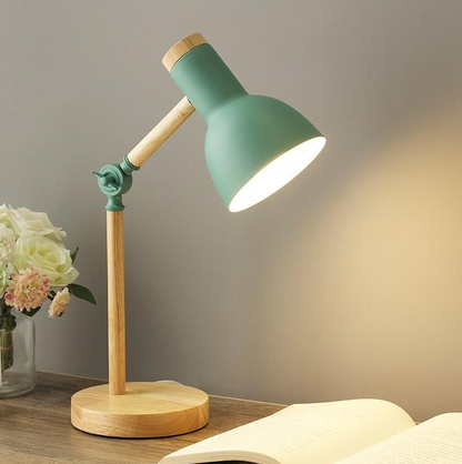 Lampe de table en bois