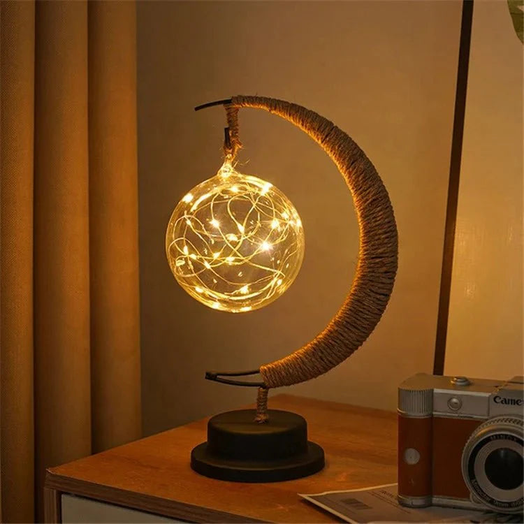 Lampa Stołowa LED Inspirowana Kształtem Księżyca z Zasilaniem Bateryjnym