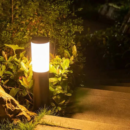 Solarna Lampa LED do Trawnika i Ścieżek z Automatycznym Włączaniem i Wyłączaniem