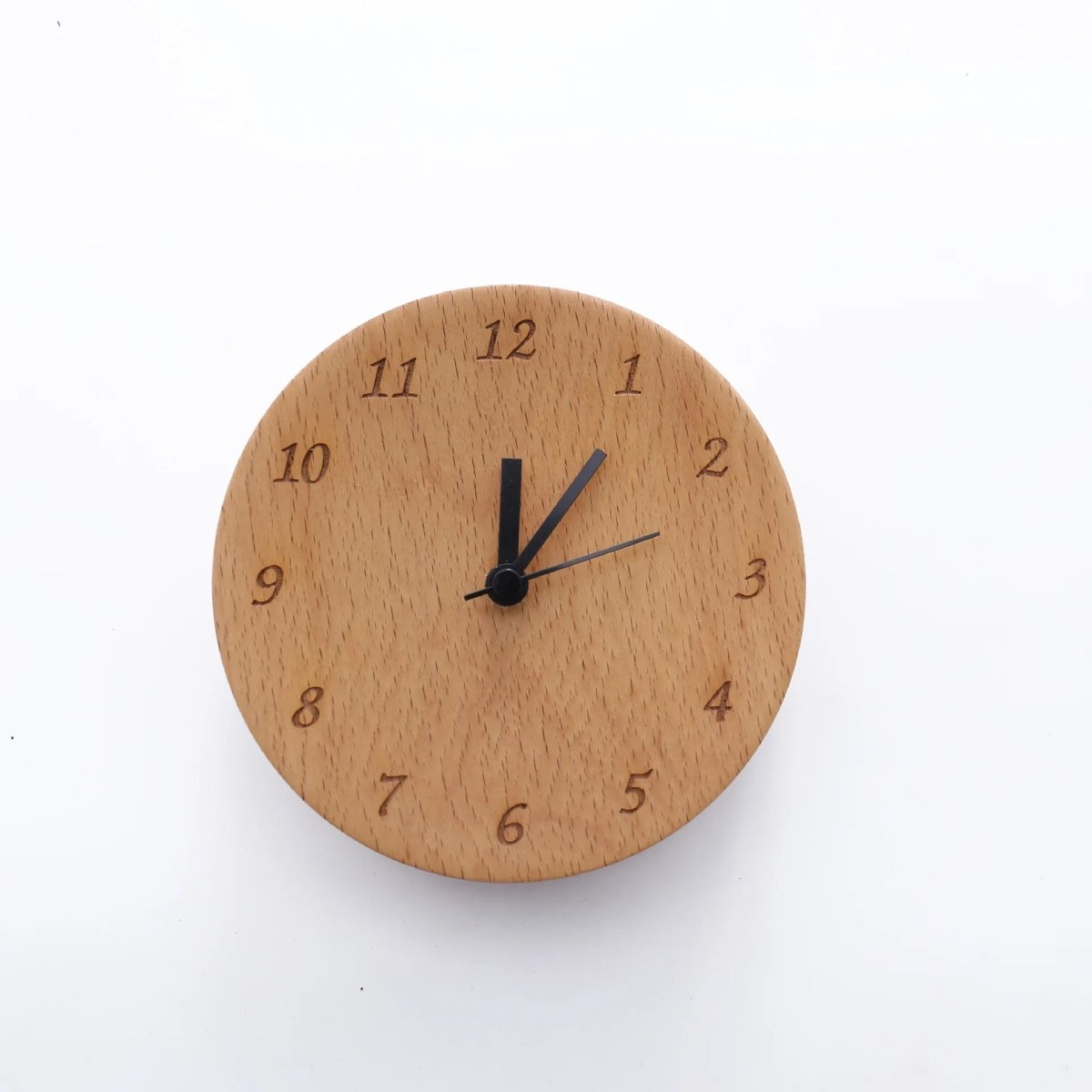 Silent beechwood analog alarm clock