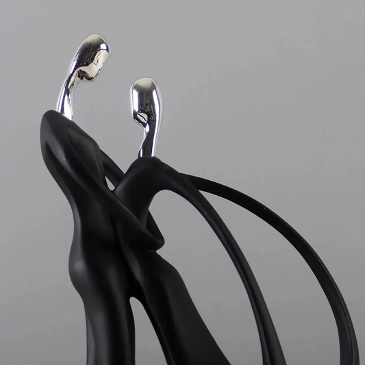 Figurine décorative d’un couple dansant