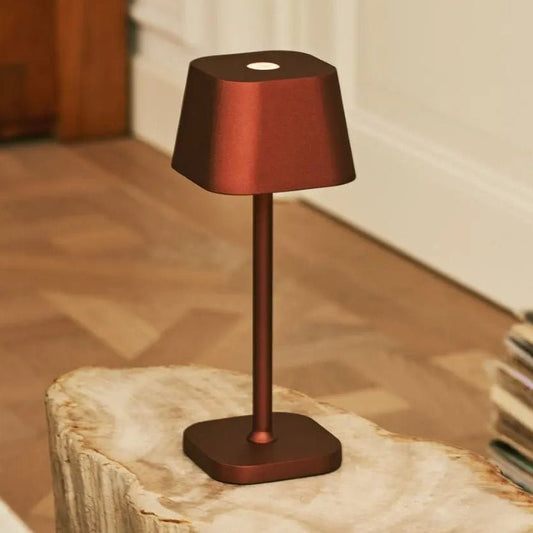 Lampa stołowa LED z ładowaniem USB-C