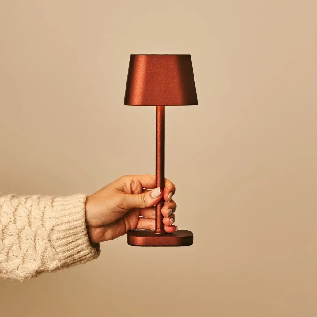 Bezprzewodowa Lampa Stołowa LED z Regulacją Jasności i Ładowaniem USB-C