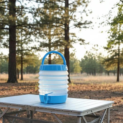 Récipient pliable pour l’eau