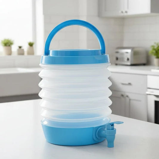 Collapsible water container