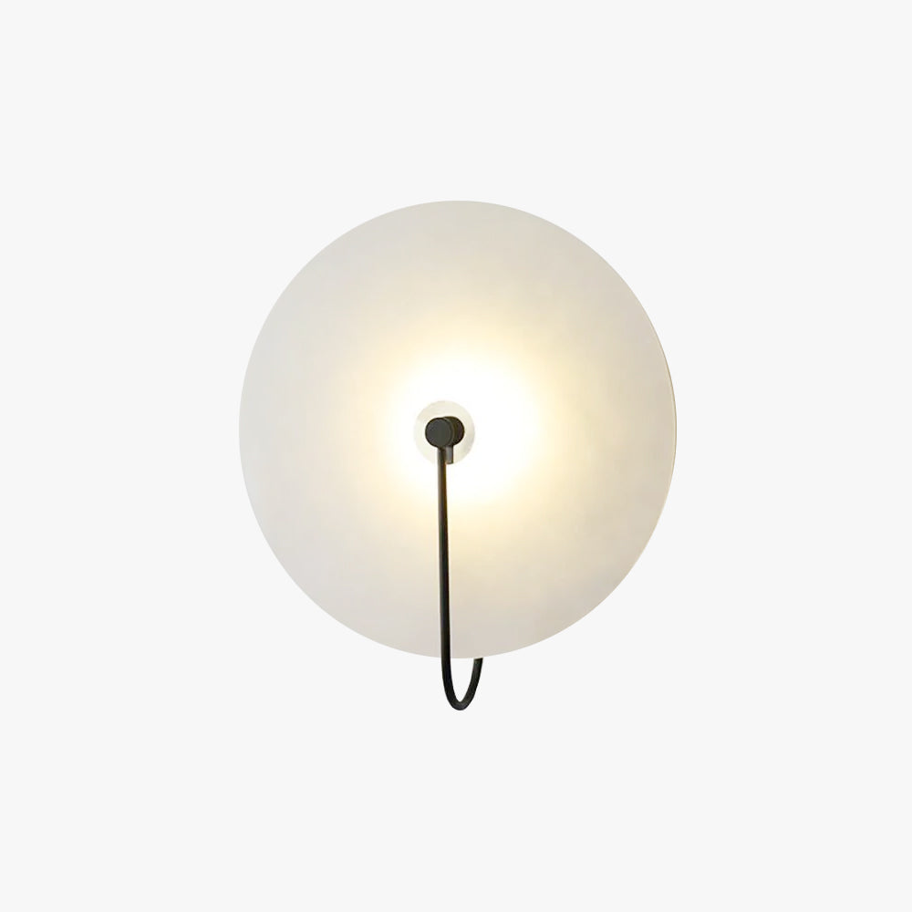 Alabaster wall light with a round shade